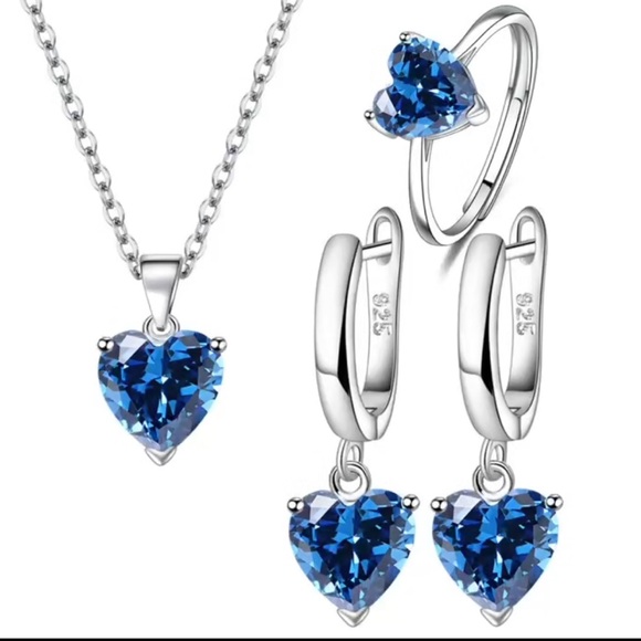 Maryse-Romantic Heart Zircon Set. 925S Silver.Earrings,Pendant&Necklace,Ring - Picture 3 of 4